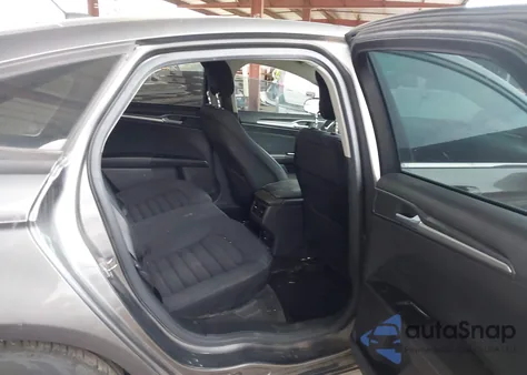 2013 Ford Fusion Se z USA, uszkodzony, nr VIN 3FA6P0H7XDR327038